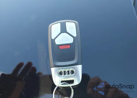 2021 Audi Q5 Premium 45 Tfsi Quattro S Tronic z USA, uszkodzony, nr VIN WA1AAAFY2M2058152